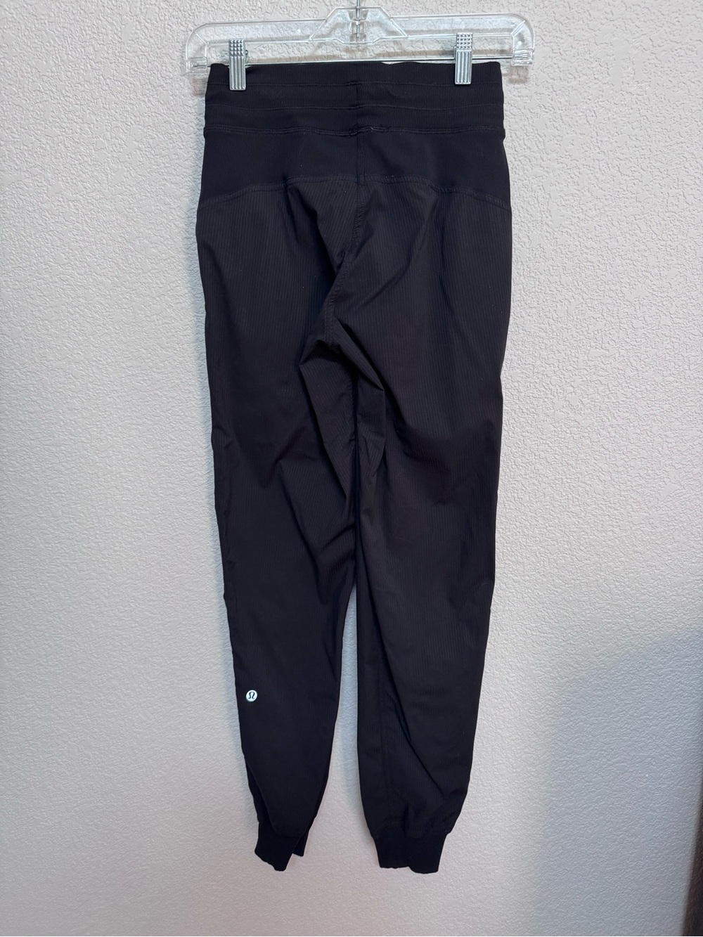 Lululemon Dance Studio Joggers Black Women’s 2 Hiking Streetwear